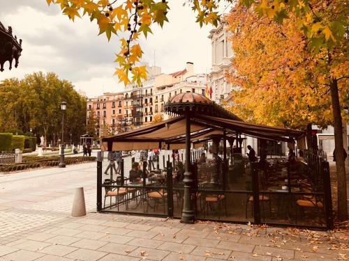 Apartament Madrid View - image 2