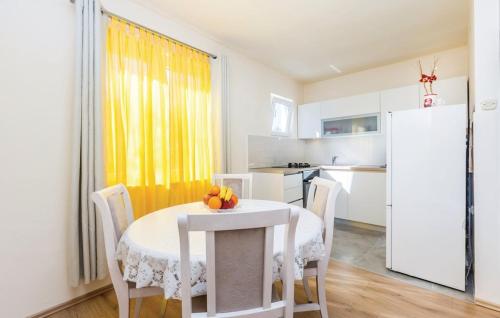  MAL Modern New Apartment in Senj