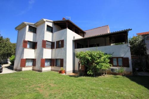 Holiday apartments Pjescana Uvala Pula - 2218 