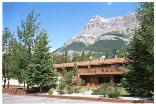 Accommodation in Saskatchewan River Crossing