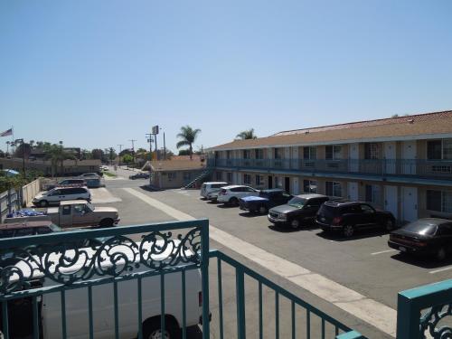 Castaway Motel in Orange (CA)
