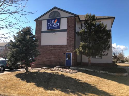 InTown Suites Extended Stay Denver - Havana Street