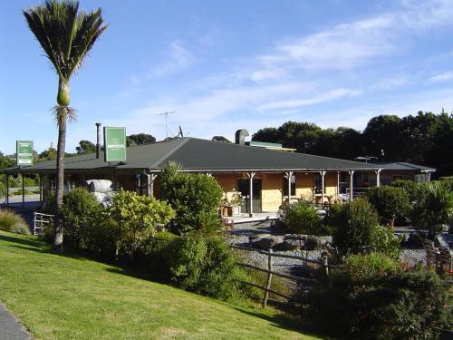 Punakaiki Rocks Hotel & Garden Bar