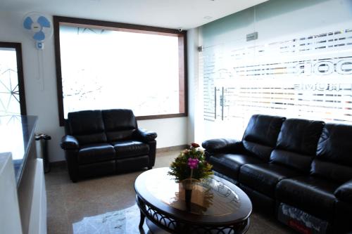 Suroor Tourist Home in วิรัชเพต