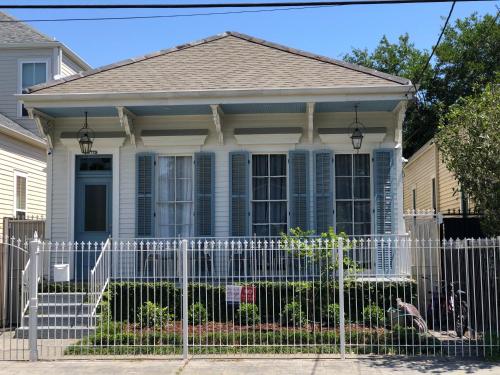 Creole Cottage Uptown