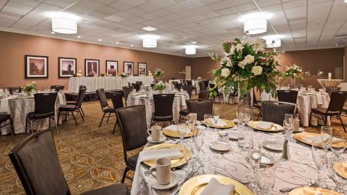 Best Western Premier the Central Hotel & Conference Center - image 5