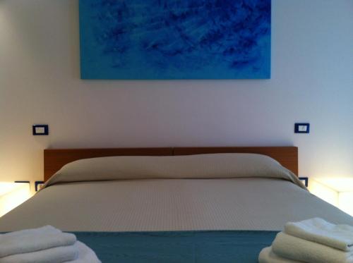 Double Room image 8