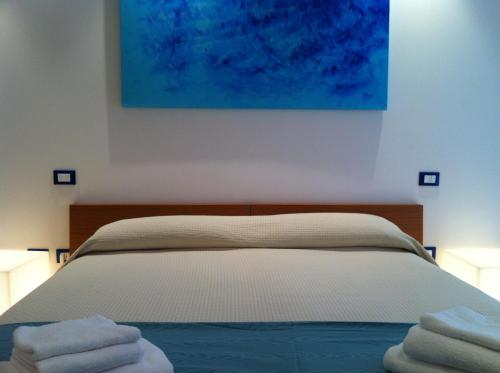 Double Room image 10