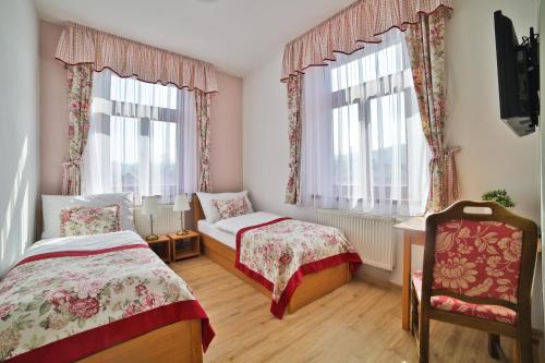 Penzion Karlštejn - image 12