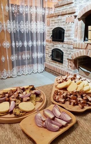 Casa Obcina Bucovinei in Fundu Moldovei
