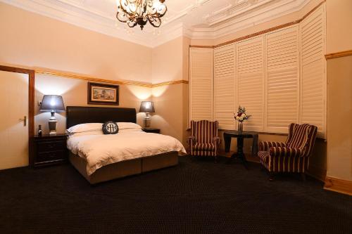 Halfway House Hotel Halfway House Hotel