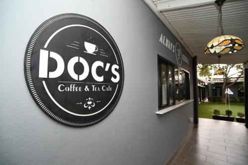 Halfway House Hotel Halfway House Hotel