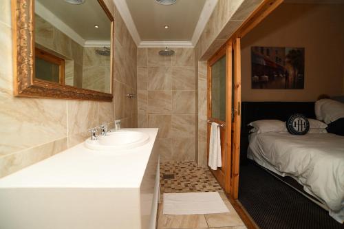 Halfway House Hotel Halfway House Hotel