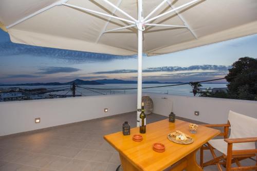  Kastro Apartments in Naxos Chora