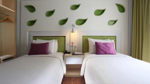 Shakti Hotel Bandung Room Type - Superior Twin Room