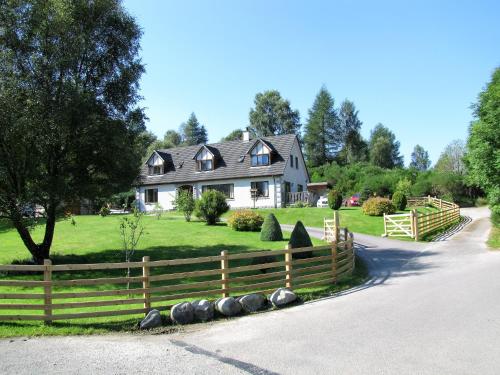 Carn A Chuilinn - Accommodation - Fort Augustus