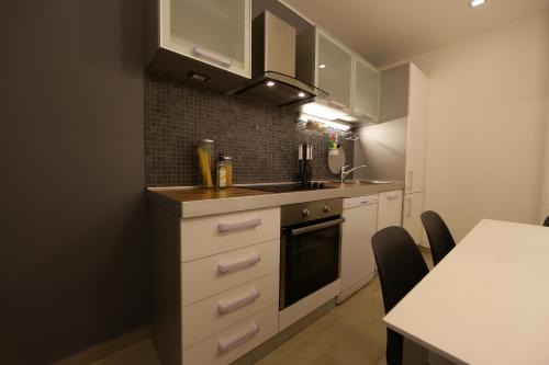 Apartment Piano - image 4
