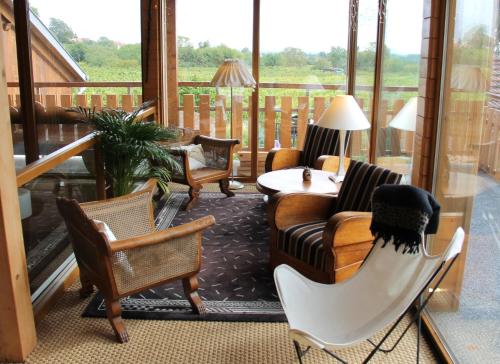 Riesling Stein Home - image 9