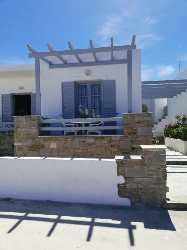  Poseidonio of Paros, Pension in Aliki
