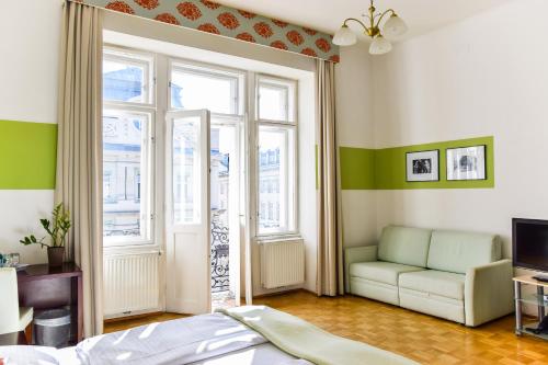 Grand Double Room with Private Bathroom room in Pension Riedl