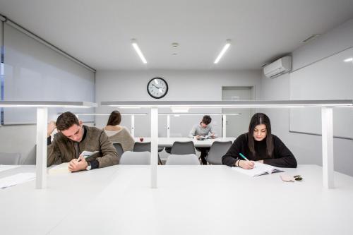 克雷迪奧·科埃洛大學公寓酒店 Residencia Universitaria Claudio Coello