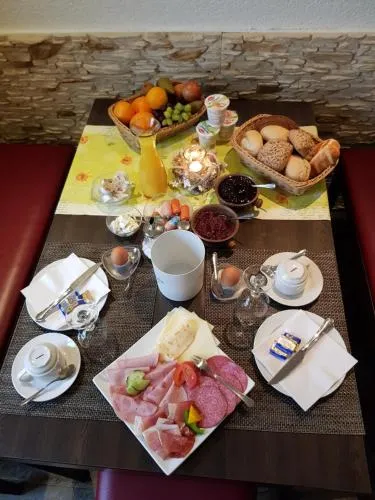 Hotel Zur Brücke in Senheim, Deutschland