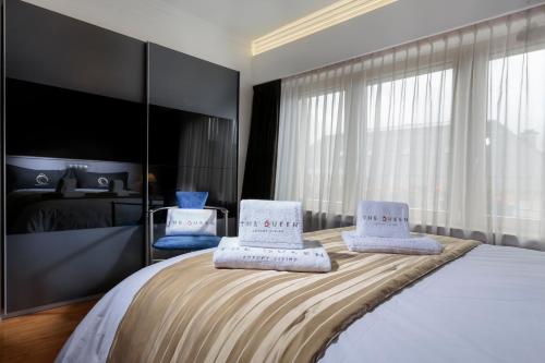 The Queen Luxury Apartments - Villa Carlotta - image 5