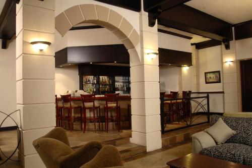 Apollo Hotel - image 3