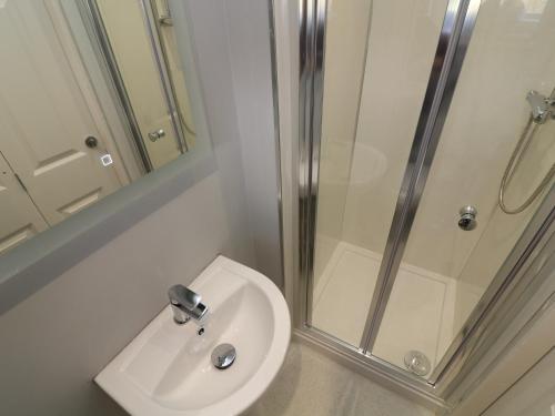 Inglenook Guest House - image 13