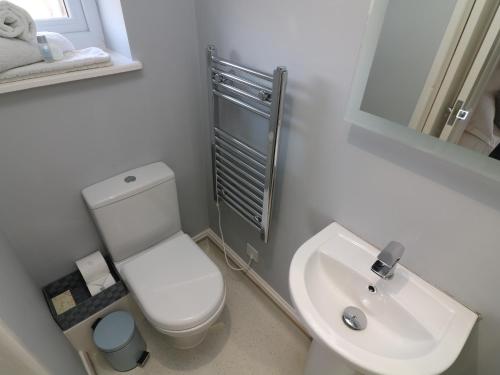 Inglenook Guest House - image 12