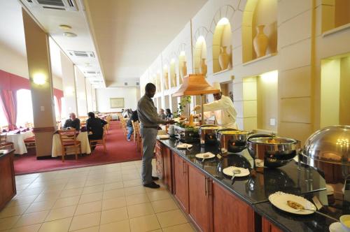 Restaurant, Apollo Hotel in Randburg