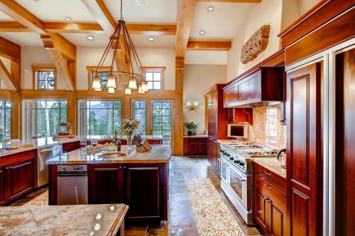 Grace Manor Breckenridge (CO)
