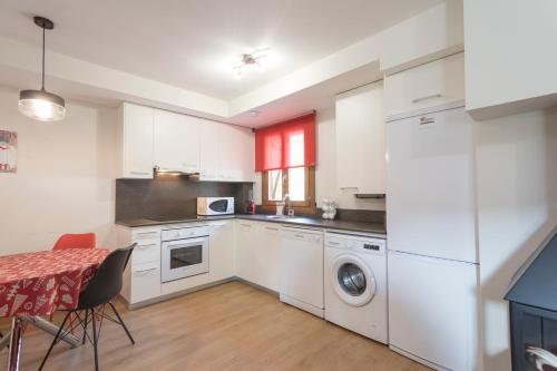 Home In Benasque - image 12
