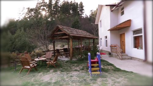 Sochi Guest House - image 8