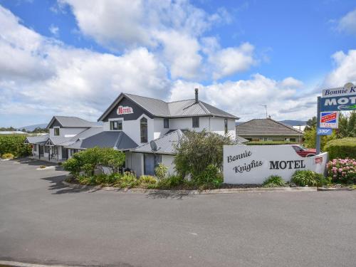 Entrance, Bonnie Knights Motel Mosgiel in Mosgiel