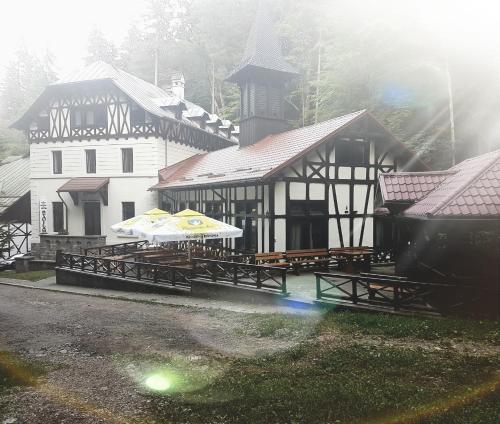 . Hotel Stavilar