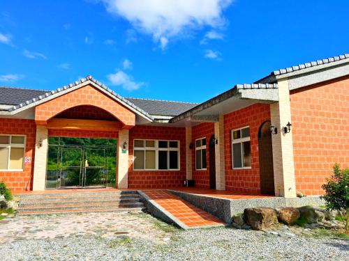 Jiang Shui Village B&B