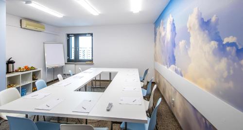 Best Western Hotel Portos - image 6