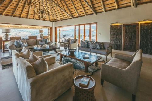 Atpūtas iespējas, Lions Valley Lodge in Leidismita