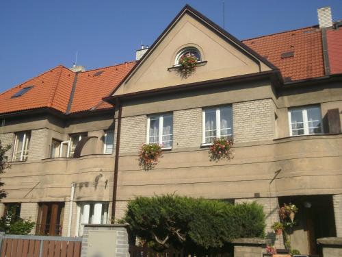 apartricanova, Praha