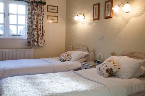 Red Lion Inn - image 5