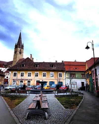 Crown Jewels Centre Sibiu - image 4