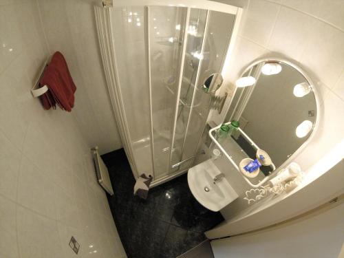 Hotel Pension Excellence - image 10