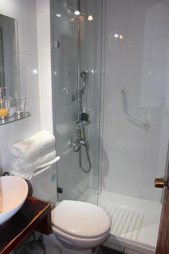 Cabanas, Habitaciones y Restaurant Montemar