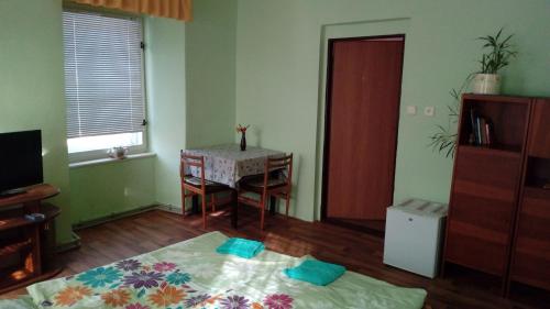 Vendégszoba, Penzion SKLARSKA HOSPODA in Chribska