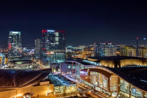 Cambria Hotel Nashville Downtown