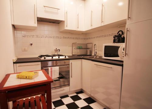 Tiepolo Romantic Terrace Apartment - image 6