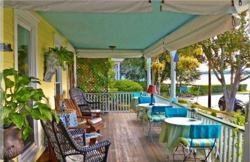 The Stirling House Waterfront Inn Greenport - 발코니/테라스