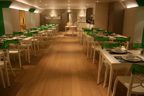 Hotel Shamrock - image 12