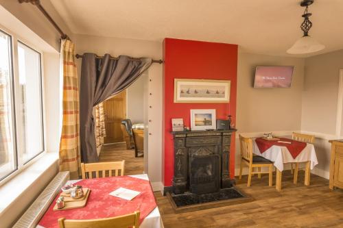 The Pipers Rest - image 8